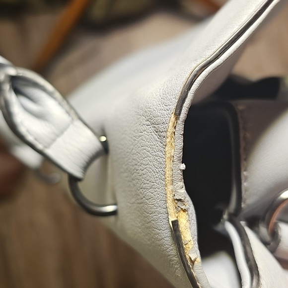 Simply Vera Vera Wang Faux Leather Baby Blue Satchel Crossbody with Poly Lining - Picture 8 of 8